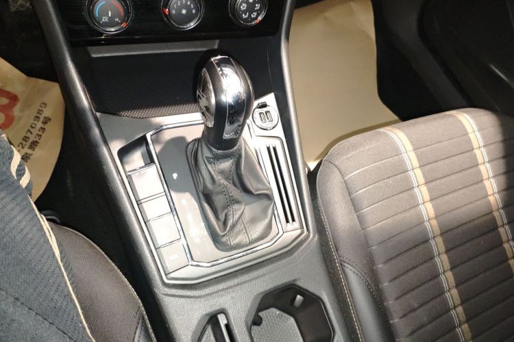 大众 朗逸 2022款 280TSI DSG舒适版局部细节18