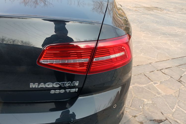 大众 迈腾 2018款 330TSI DSG 领先型车身外观9