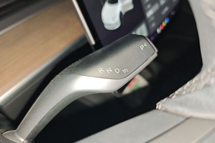 特斯拉 Model 3 2021款 标准续航后驱升级版局部细节18