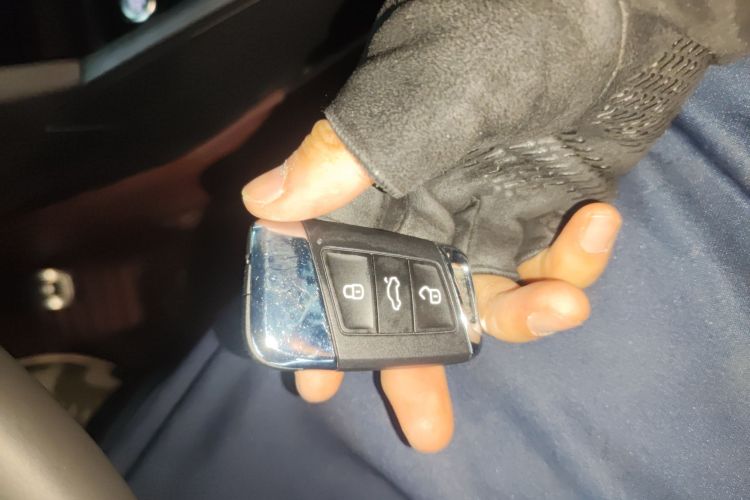 一汽-大众CC 2024款 380TSI 夺目版中控内饰11