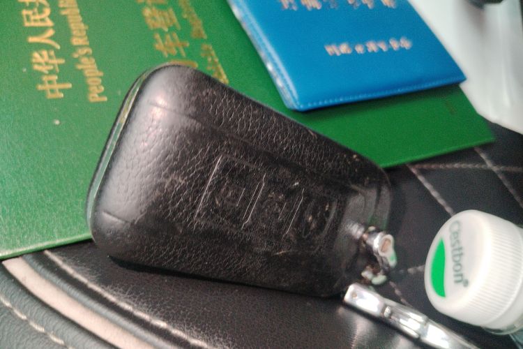 三菱 欧蓝德 2020款 2.4L 四驱致享版 7座中控内饰7001