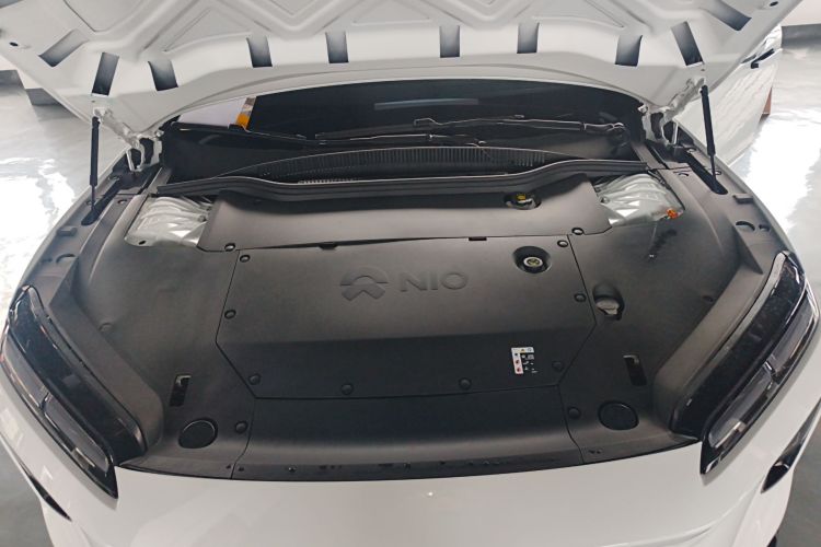 蔚来ET5T 2025款 75kWh Touring机舱底盘24