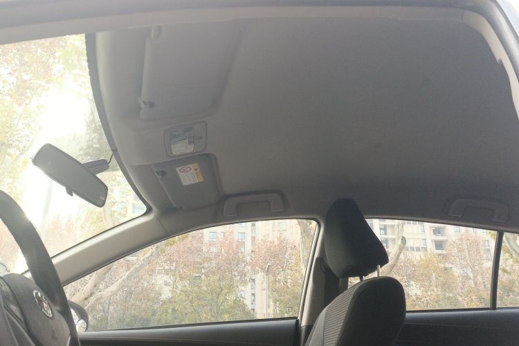 丰田 威驰FS 2021款 1.5L CVT锋驰版中控内饰22