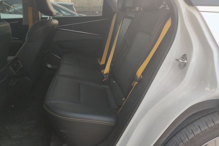 丰田bZ5 2025款 630 MAX智行版中控内饰21