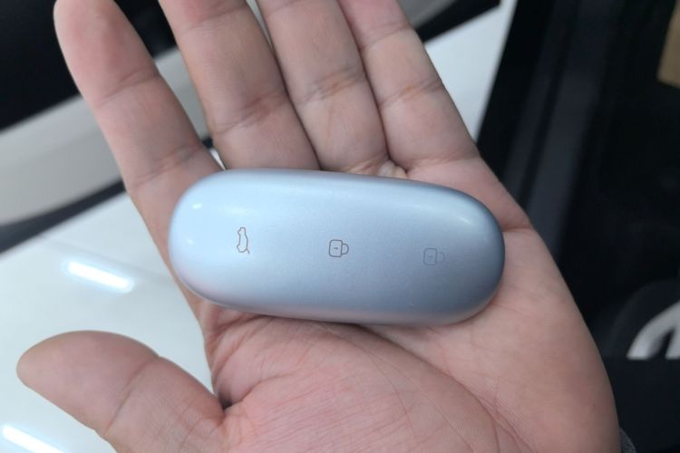 理想汽车 理想L9 2022款 Max中控内饰7001