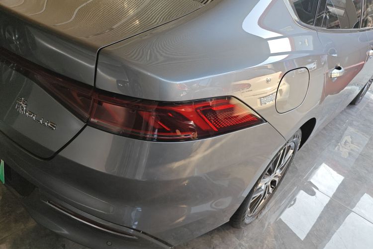 比亚迪 秦PLUS 2023款 冠军版 EV 510KM超越型车身外观9