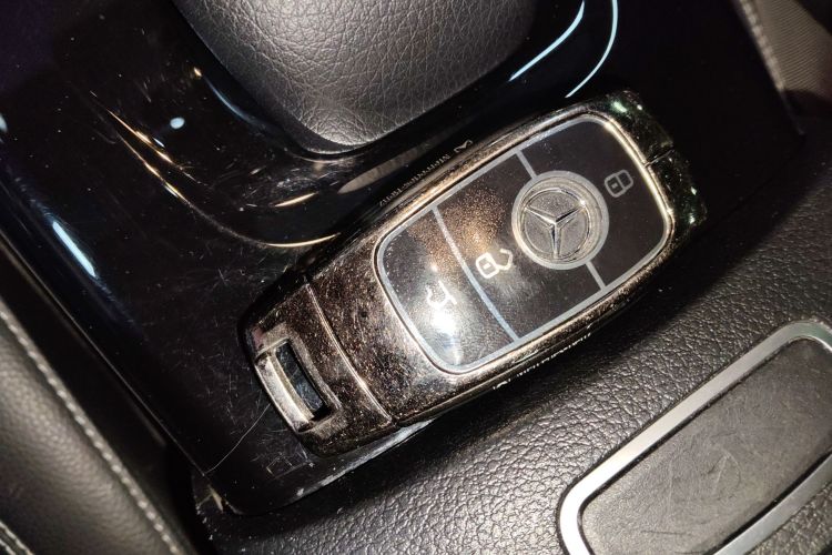 奔驰A级 2020款 改款 A 200 L 运动轿车时尚型中控内饰7001