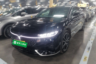 岚图汽车 岚图追光 2024款 PHEV 四驱超长续航旗舰版
