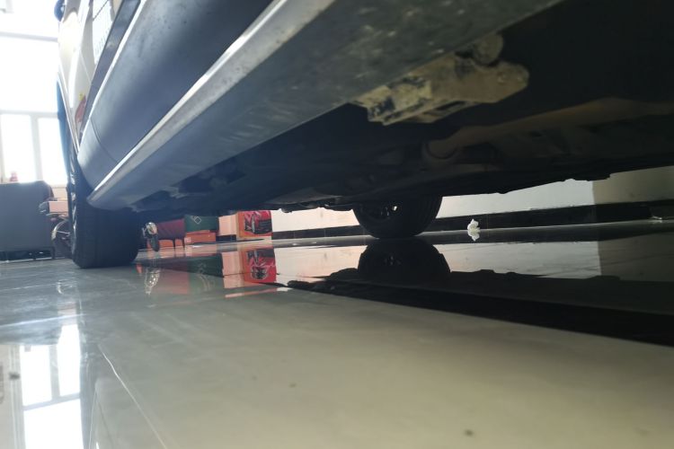 林肯 飞行家 2022款 3.0T V6 四驱尊雅版机舱底盘29