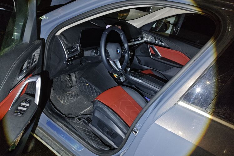 宝马X1 2024款 sDrive25Li X设计套装中控内饰20