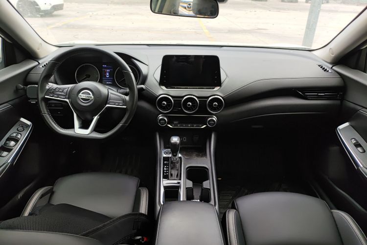 日产 轩逸 2020款 改款 1.6L XL CVT悦享版中控内饰12