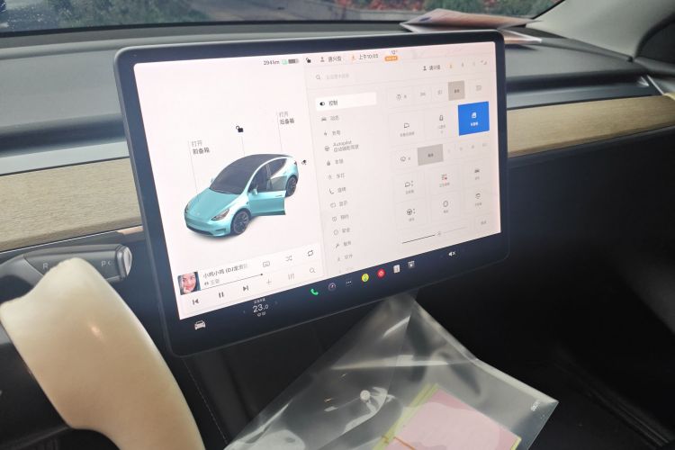 特斯拉 Model Y 2021款 标准续航后驱版中控内饰14