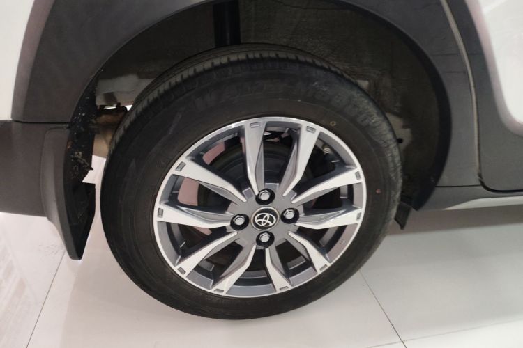 丰田 YARiS L 致炫 2021款 致炫X 1.5L CVT领先版车身外观6008