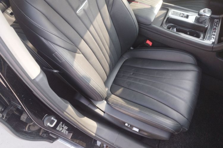 红旗H5 2023款 1.5T DCT智联旗韵版局部细节41