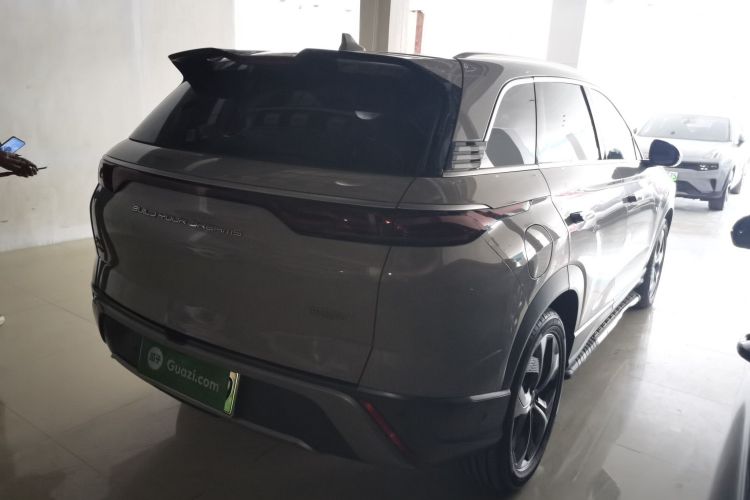 比亚迪 护卫舰07 2023款 DM-i 100KM 尊贵型车身外观7