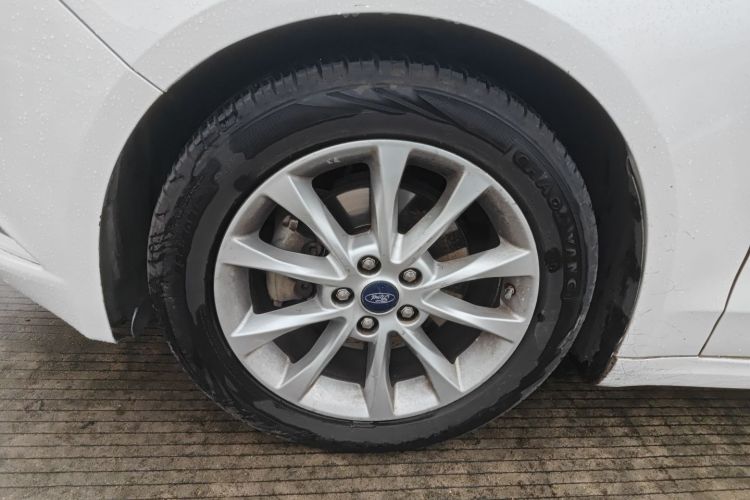 福特 蒙迪欧 2017款 EcoBoost 200 时尚型车身外观6007