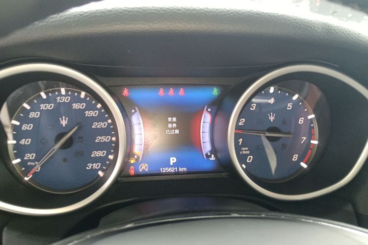 玛莎拉蒂 Ghibli 2017款 3.0T 标准版中控内饰14