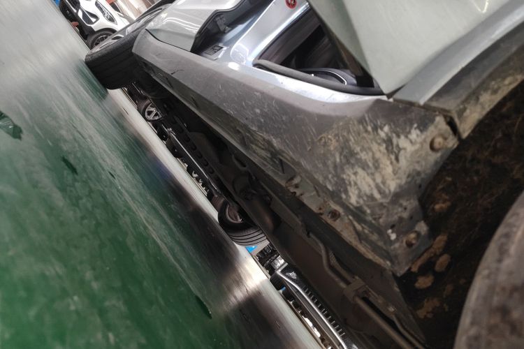 吉利汽车 嘉际 2019款 1.5TD MHEV DCT臻享型局部细节9001