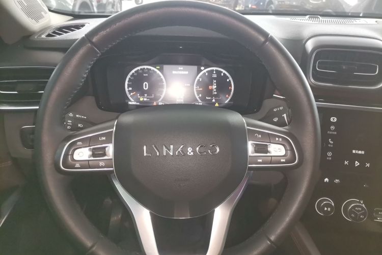 领克02 2019款 高能版 2.0T 自动两驱耀Pro版 国VI中控内饰13