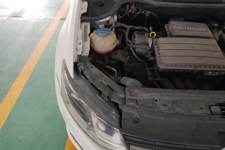 大众 Polo 2016款 1.6L 自动舒适型局部细节9006