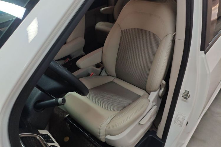 上汽大通MAXUS 大通G10 2018款 PLUS 2.0T 自动智享版中控内饰19