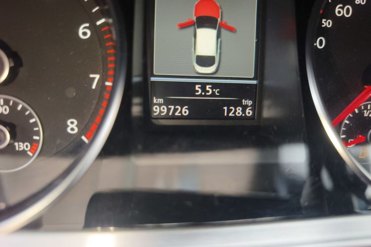 一汽-大众CC 2013款 1.8TSI 豪华型中控内饰15