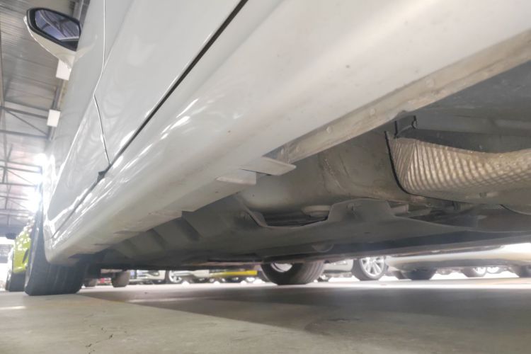 福特 蒙迪欧 2018款 EcoBoost 180 时尚型局部细节9002