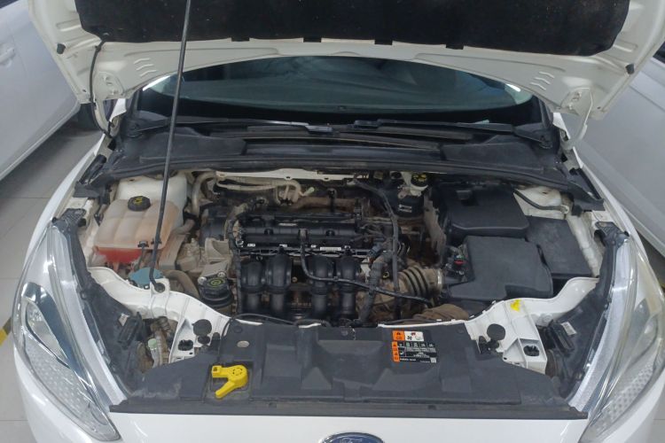 福特 福克斯 2018款 两厢经典 1.6L 自动风尚型智行版局部细节24