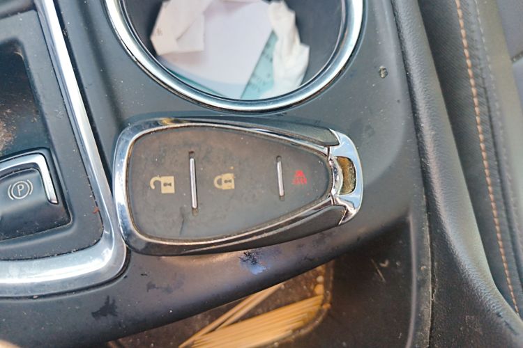 雪佛兰 探界者 2019款 535T 自动驰界版 国VI中控内饰11