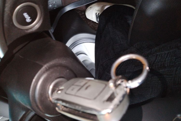 别克 英朗 2021款 改款 典范 1.5L 自动精英型中控内饰11