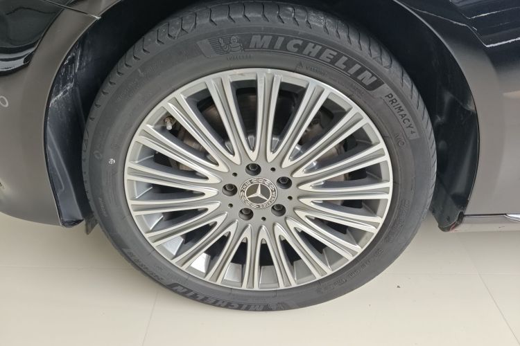 奔驰E级 2020款 改款 E 300 L 殊享版车身外观6007