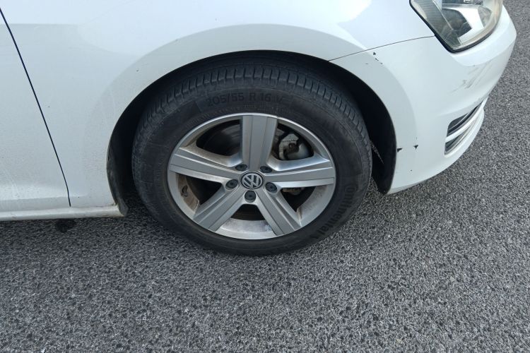 大众 高尔夫 2015款 1.4TSI 自动豪华型车身外观10