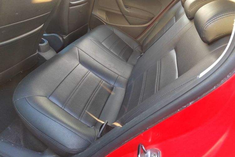 大众 Polo 2016款 1.4L 手动风尚型中控内饰21