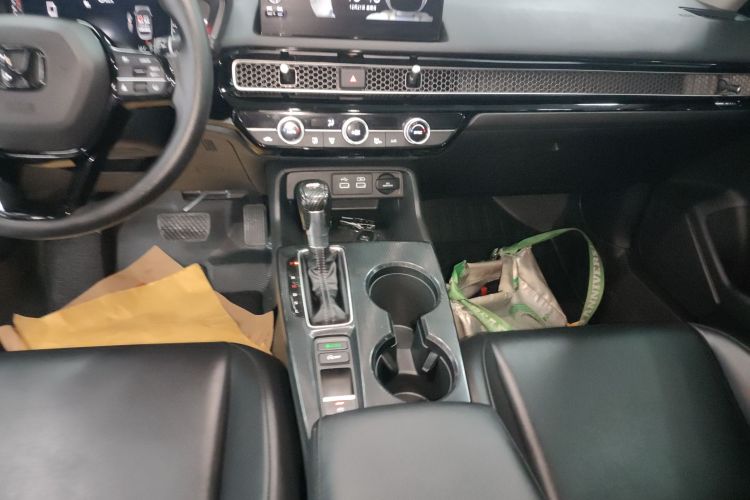 本田 思域 2022款 240TURBO CVT劲动版局部细节18