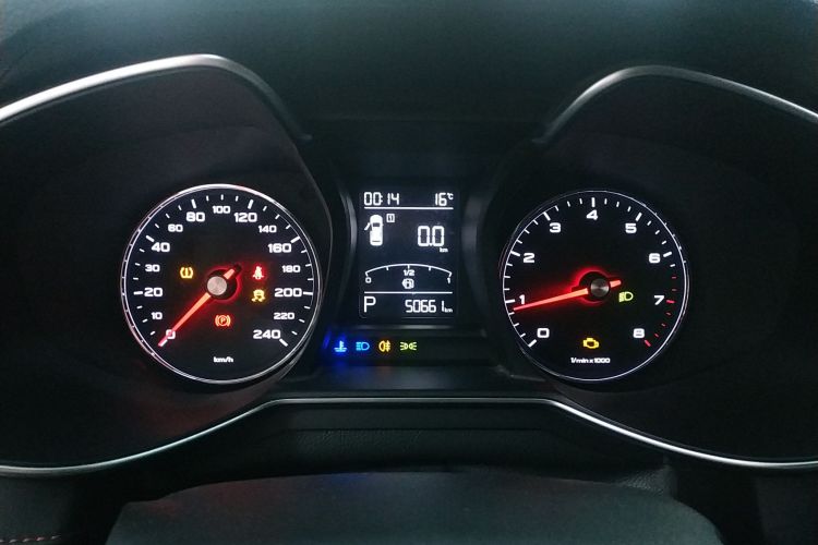 名爵 MG6 2019款 20T 自动星辉版局部细节14