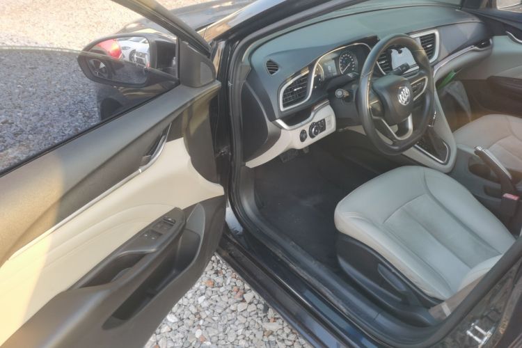 别克 英朗 2015款 15N 自动豪华型中控内饰20