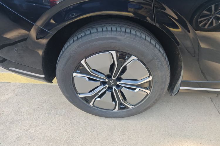 小鹏G9 2024款 570 Pro车身外观6008