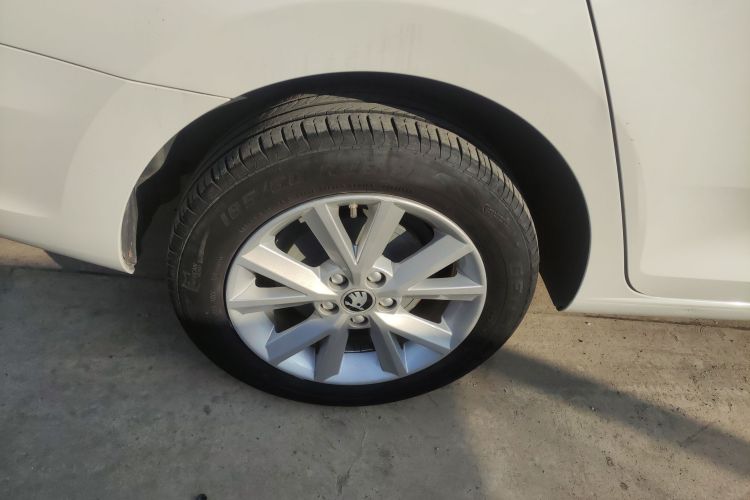 斯柯达 昕锐 2015款 1.6L 自动智选型车身外观6002