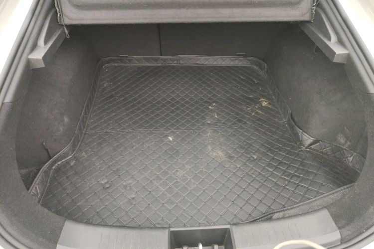 思皓A5 2023款 1.5T CVT豪华舒享型机舱底盘23