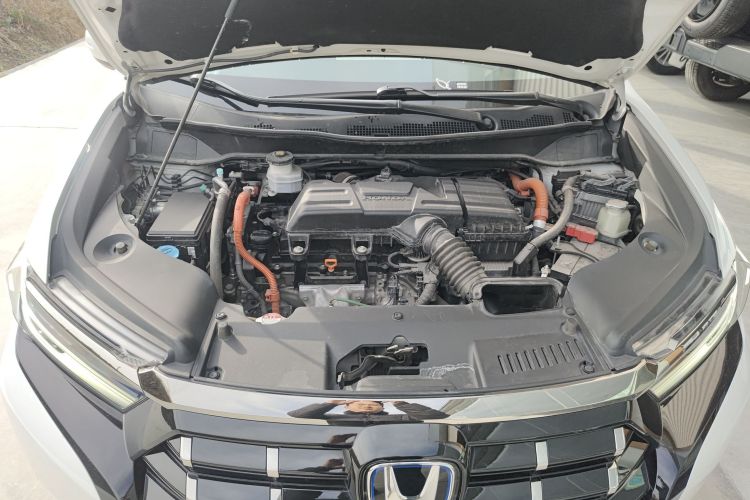 本田 艾力绅 2022款 2.0L e:HEV 豪华版机舱底盘24