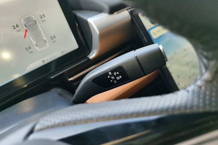 小鹏P5 2024款 500Plus版中控内饰18