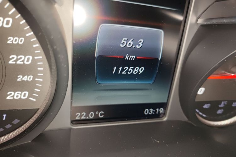 奔驰GLC轿跑 2018款 GLC 260 4MATIC 轿跑SUV中控内饰15