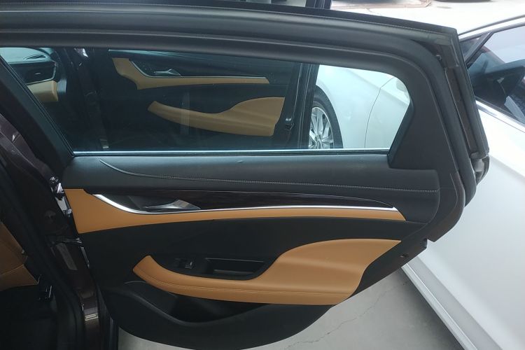 别克 君越 2018款 20T 豪华型中控内饰45