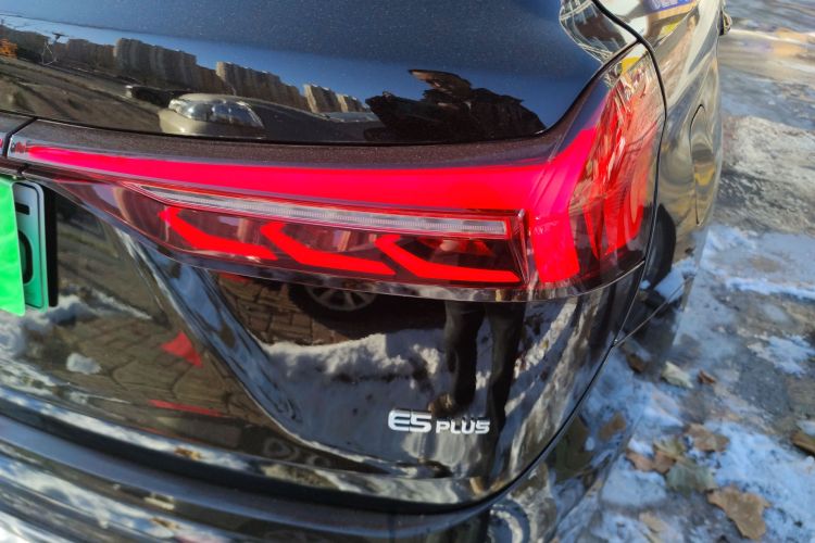 蓝电E5 PLUS 2025款 165km 长续航版 5座车身外观9