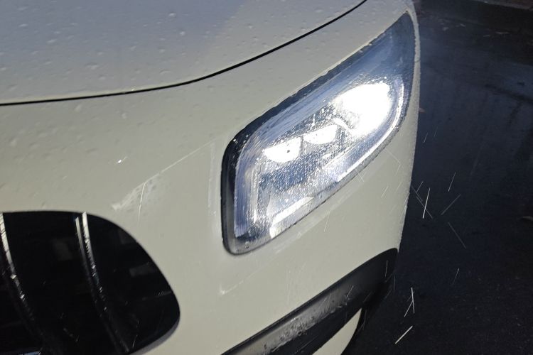 奔驰GLB AMG 2023款 AMG GLB 35 4MATIC局部细节36