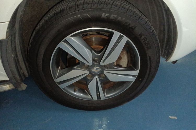 雷诺 科雷傲(进口) 2014款 2.5L 四驱舒适版车身外观6007