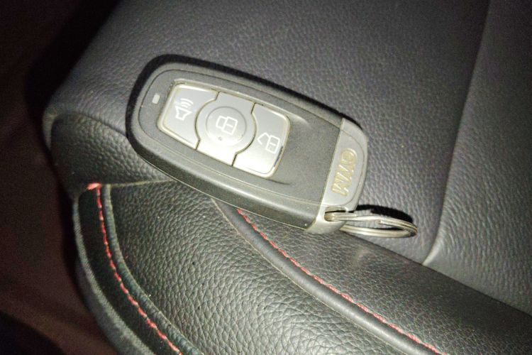 哈弗H6 2014款 运动版 1.5T 手动两驱精英型中控内饰11