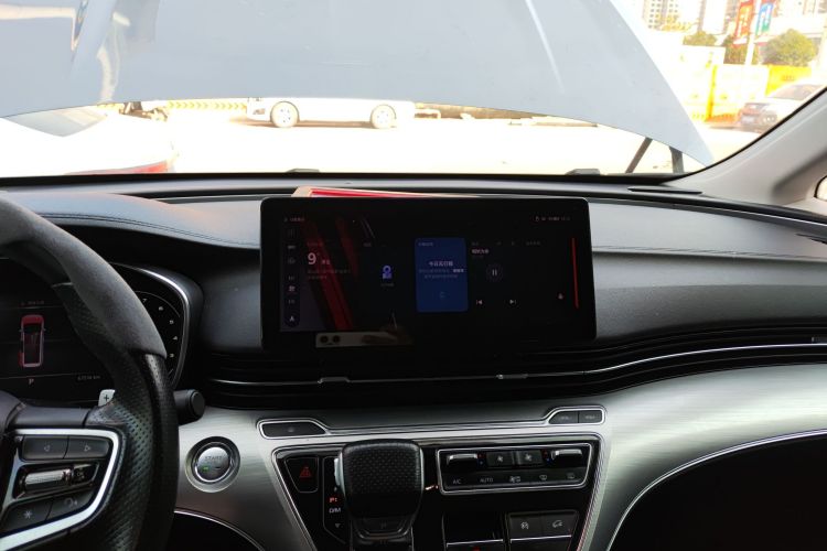 荣威iMAX8 2021款 400TGI Supreme系列陆尊版局部细节16