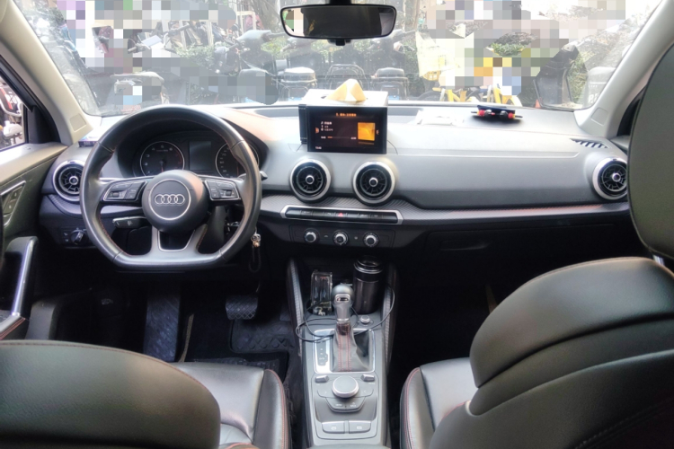 奥迪Q2L 2022款 35 TFSI 进取动感型中控内饰12