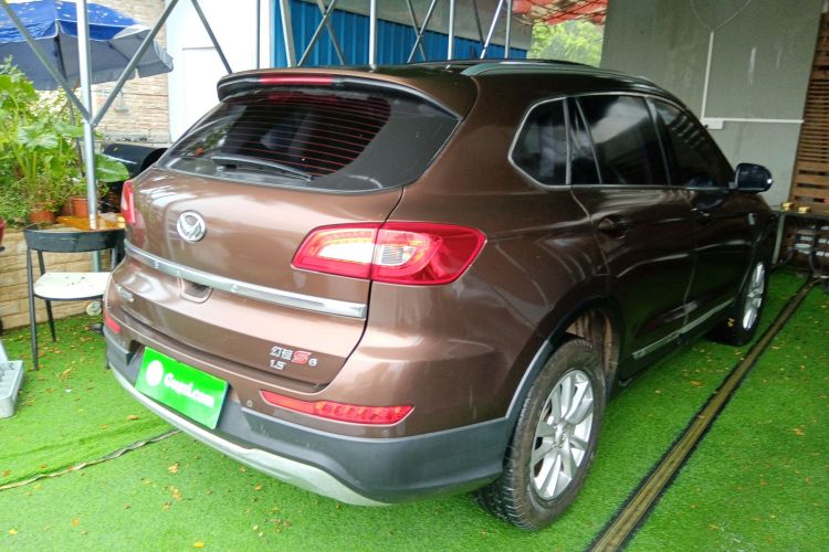 北汽幻速S6 2017款 1.5T CVT尊享型车身外观6005